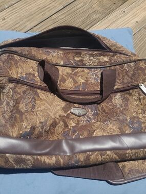 Protocol Women's Floral Jacquard Travel Bag in Brown
